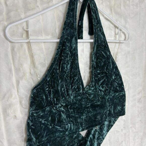 Sky & Sparrow Tillys Emerald Green Crushed Velvet Halter crop top Tie Back XXL - Picture 2 of 5
